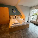 Blumenvilla Staytopus - Heidepark, Kartbahn, Sauna, Parken Schneverdingen